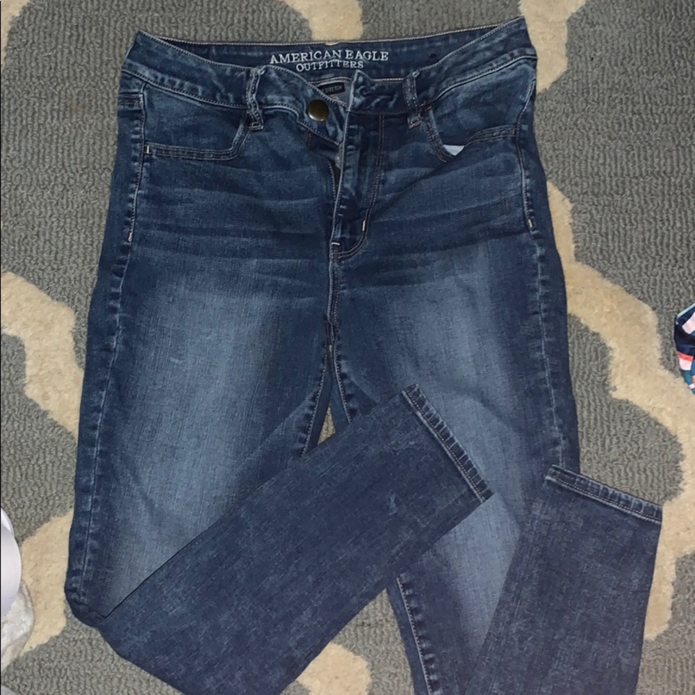 NEW American eagle jeans (NO RIPS)